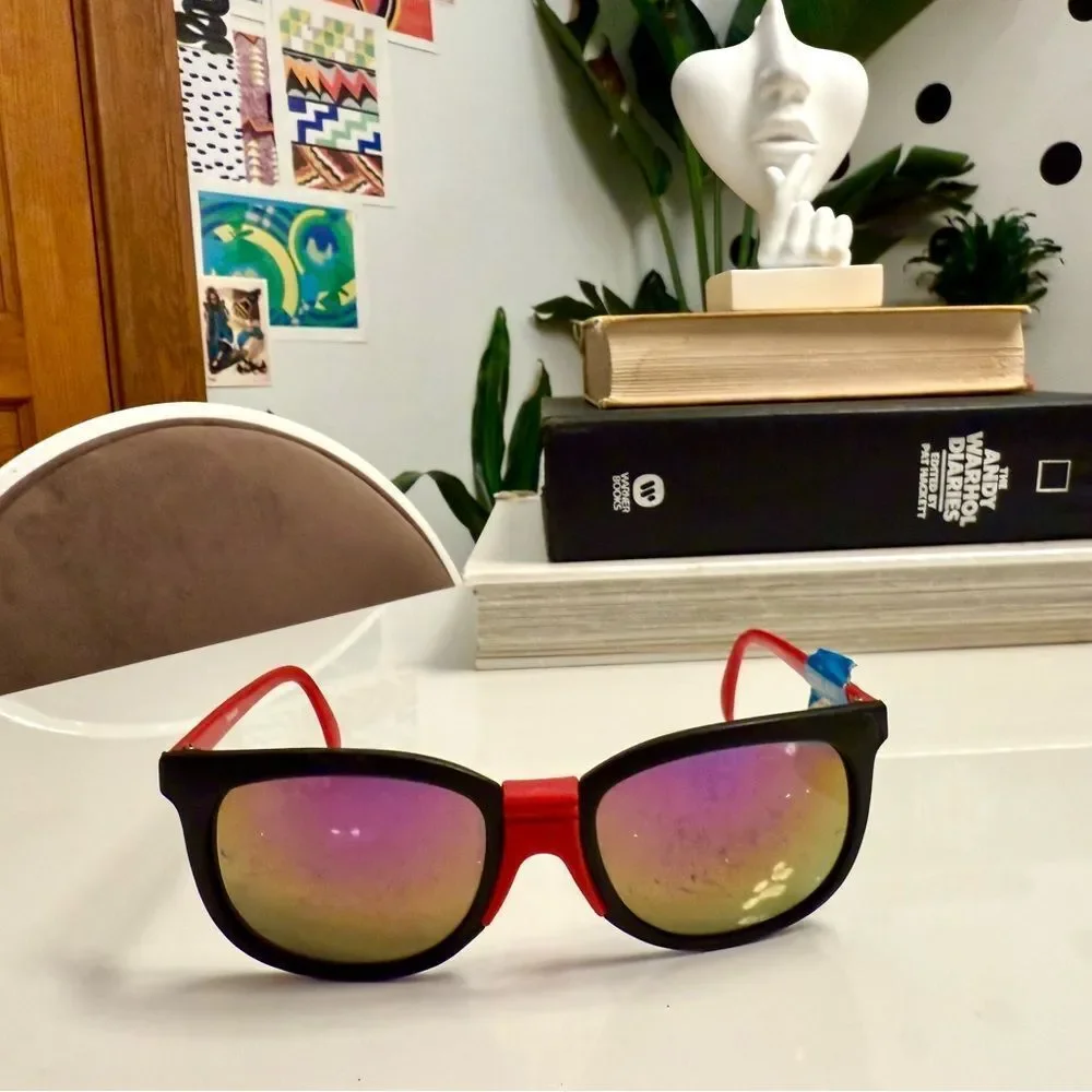 Rad True Vintage 1980s Deadstock Red Gradient Unisex Lens Sunglasses